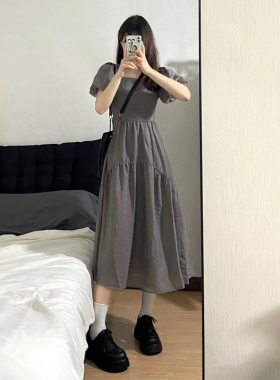 高级感灰色连衣裙女夏季2023新款小个子法式泡泡袖方领中长裙子
