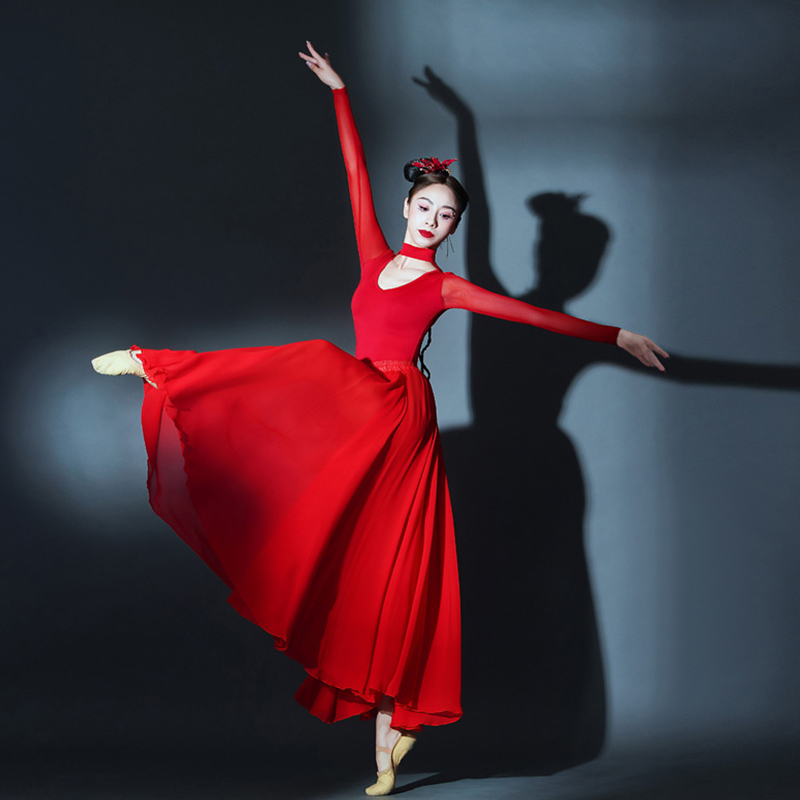 如愿演出服灯火里的中国舞蹈服现代舞飘逸红色大摆裙万疆开场舞女