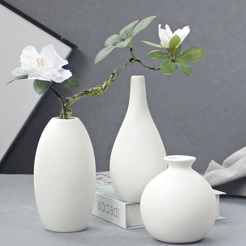 北欧ins陶瓷花瓶白色素瓶磨砂小花器简约家居客厅插花器艺术摆件