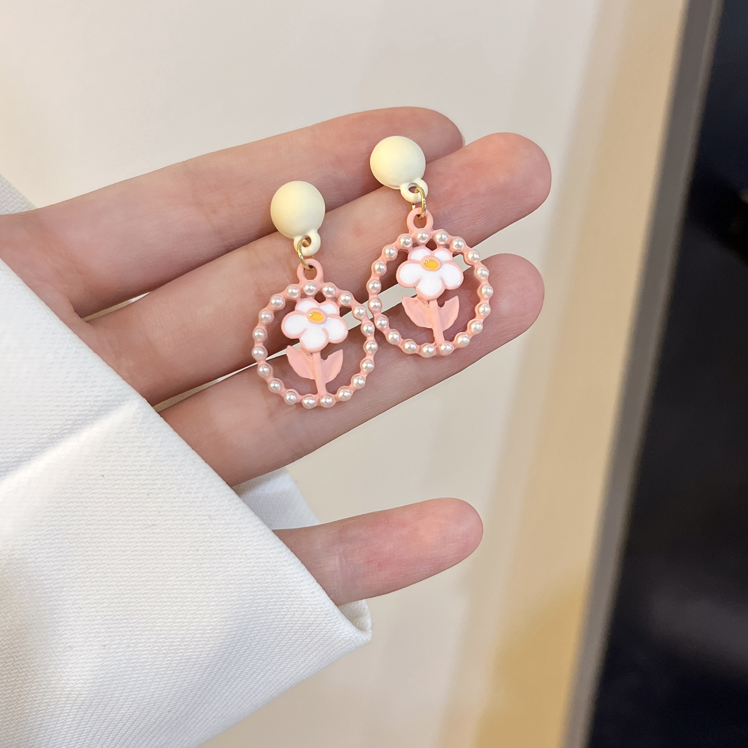 少女粉色花朵耳环女韩国气质网红耳饰甜美可爱小众设计感耳钉