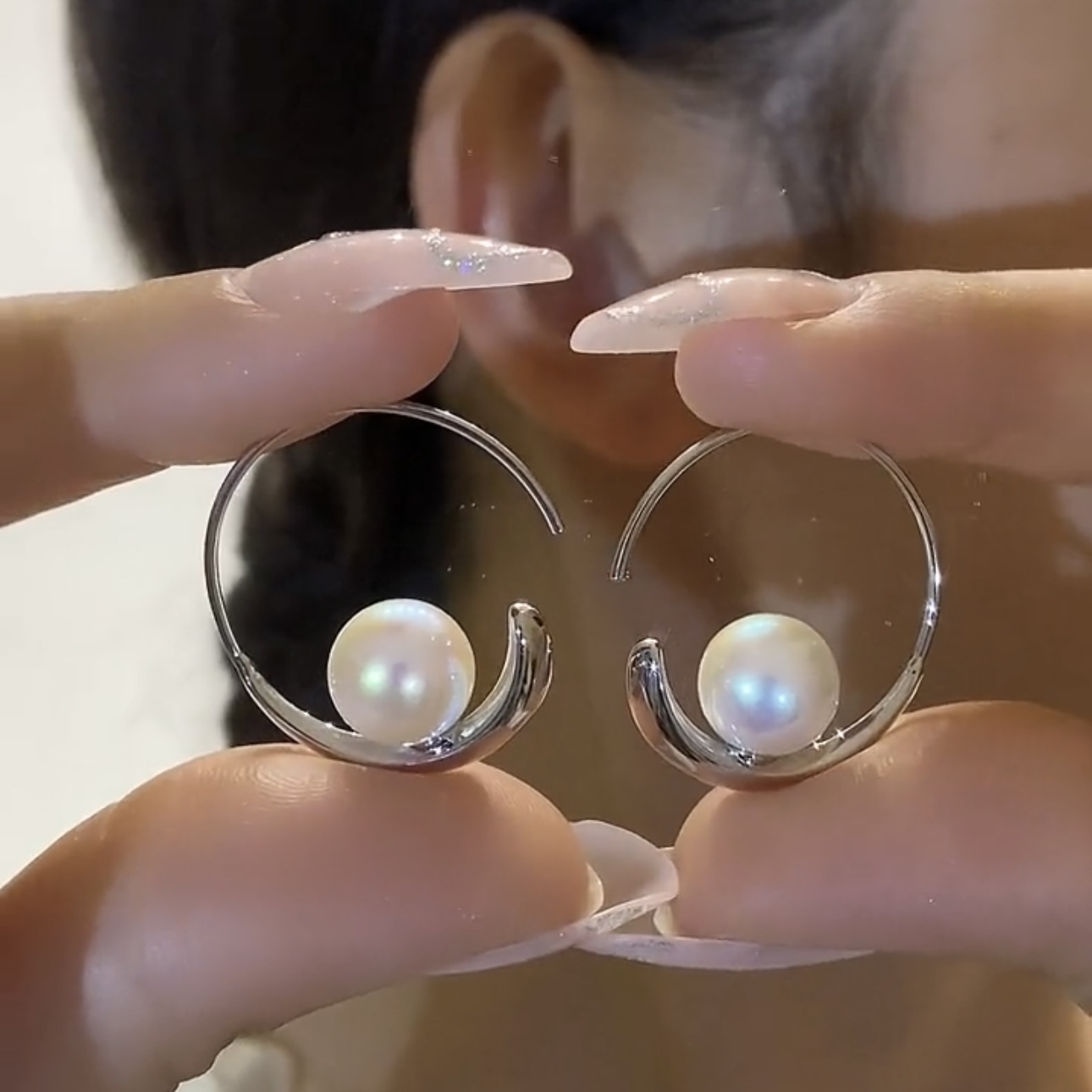 925银针珍珠珠耳钉女耳环小众设计感高级感2024年新款潮洋气耳饰