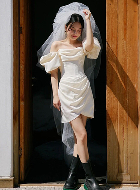 2024夏季新款旅拍外景轻婚纱短款小个子新娘出门纱领证订婚小礼服