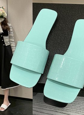 韩版方头露趾一字拖鞋女鞋子2024年新款法式小众时装凉鞋女夏外穿