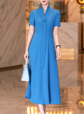 夏季连衣裙女2024年新款时尚气质优雅端庄蓝色收腰显瘦v领大摆裙