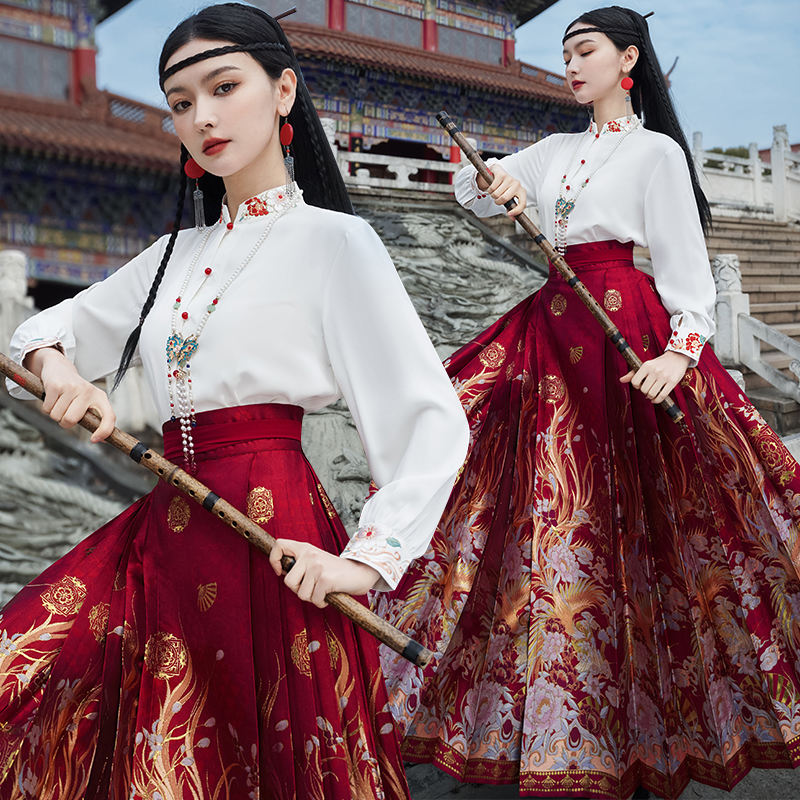 新中式国潮复古日常改良汉服刺绣上衣大摆刺绣妆花织金马面裙套装