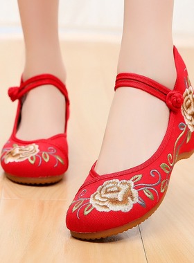 老北京风格布鞋春夏新品女士低跟图案绣花布鞋民族风牛筋底广场舞