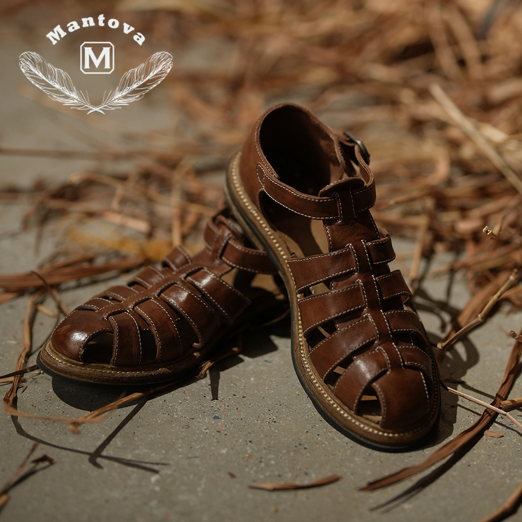 Mantova曼托瓦 22年款圆头低跟水洗做旧擦色马皮编织罗马包头凉鞋