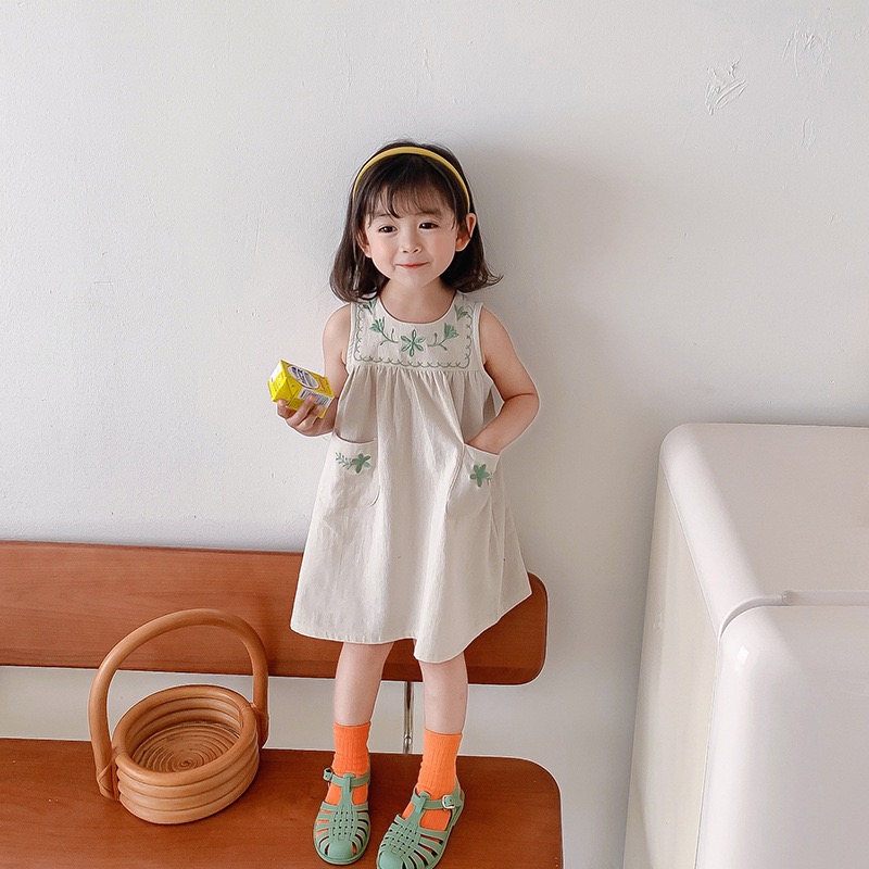 童装韩版女童夏装新款韩版复古刺绣无袖背心连衣裙儿童裙子洋气