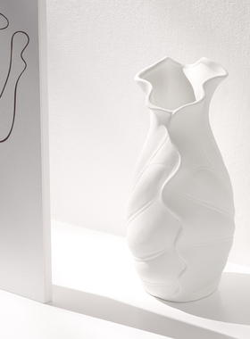 白色陶瓷花瓶创意鲜花容器电视柜玄关桌面摆件简约现代居家装饰