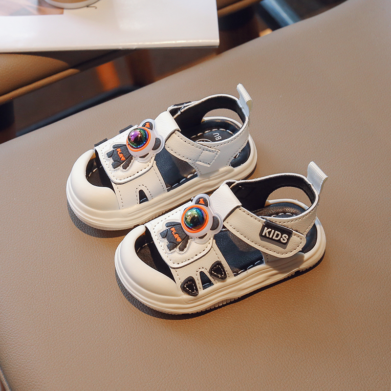 婴幼儿0-1岁3宝宝软底防滑学步鞋男童夏季新款时尚包头凉鞋儿童鞋