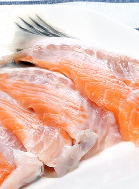 挪威三文鱼鱼鳍3*300g=900克，18个鱼鳍  新鲜冷冻 清蒸炖汤烤煎