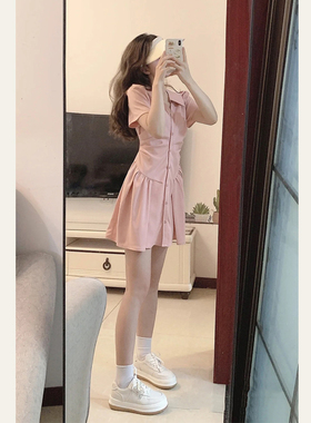 polo领粉色褶皱连衣裙女夏季新款高级感小个子收腰显瘦a字衬衫裙