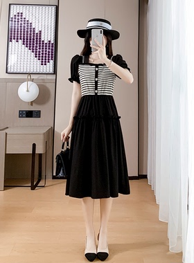 法式黑色连衣裙女2024年夏季新款气质减龄显瘦收腰条纹拼接a字裙