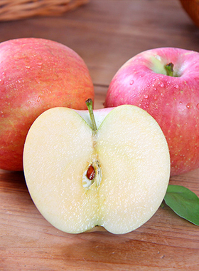 西北膜袋红富士苹果2斤起大果精选新鲜应季水果现摘现发富士整箱