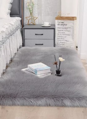 长毛绒地毯床边卧室客厅羊皮毛地垫家用圆形床前毯飘窗垫加厚防滑