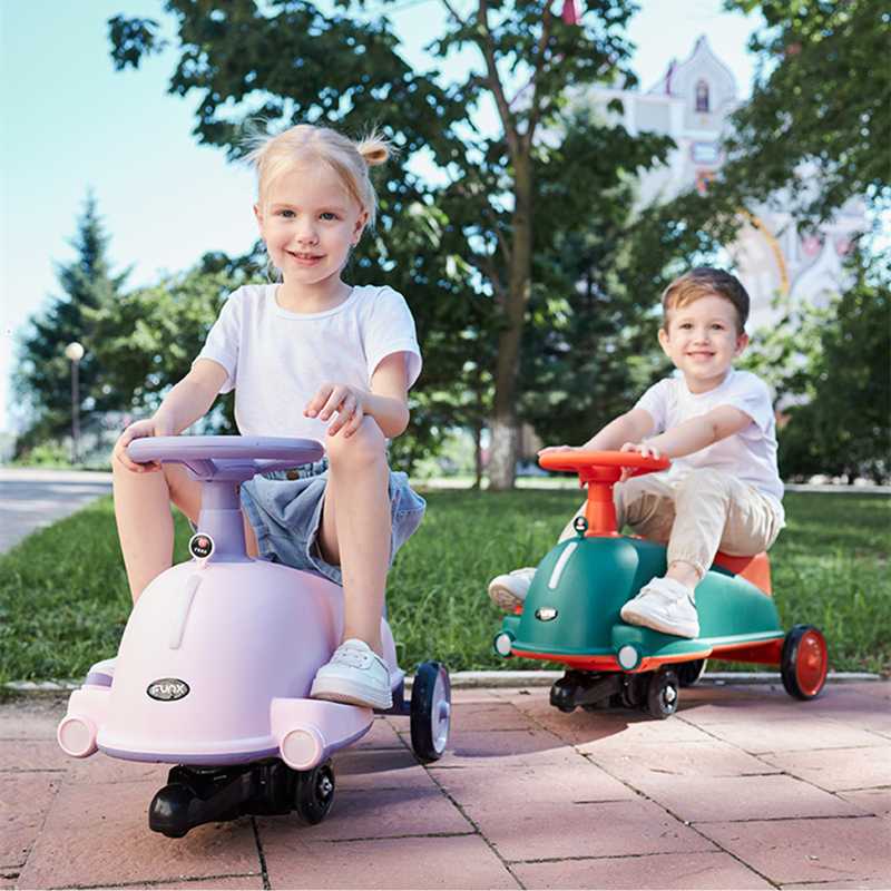 儿童电动带音乐扭扭车防侧翻静音闪光轮可坐大人可充电宝宝溜溜车