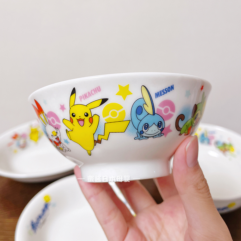 日本制皮卡丘儿童陶瓷碗马克杯喝水杯子汤勺饭碗盘子拉面碗餐具