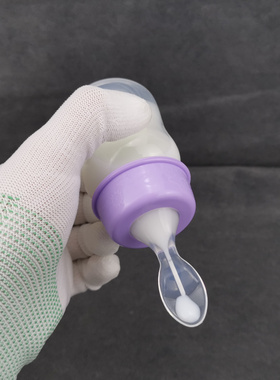 新生儿食品级PP塑料小号奶瓶60ml带勺子一体式初生婴儿宝宝喂水奶
