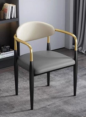 现代简约高级感轻奢主人椅超纤皮酒店餐椅家用茶台咖啡厅靠背椅子