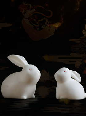 现代德化白瓷可爱小兔子摆件家居客厅桌面装饰品迷你玉兔陶瓷摆设