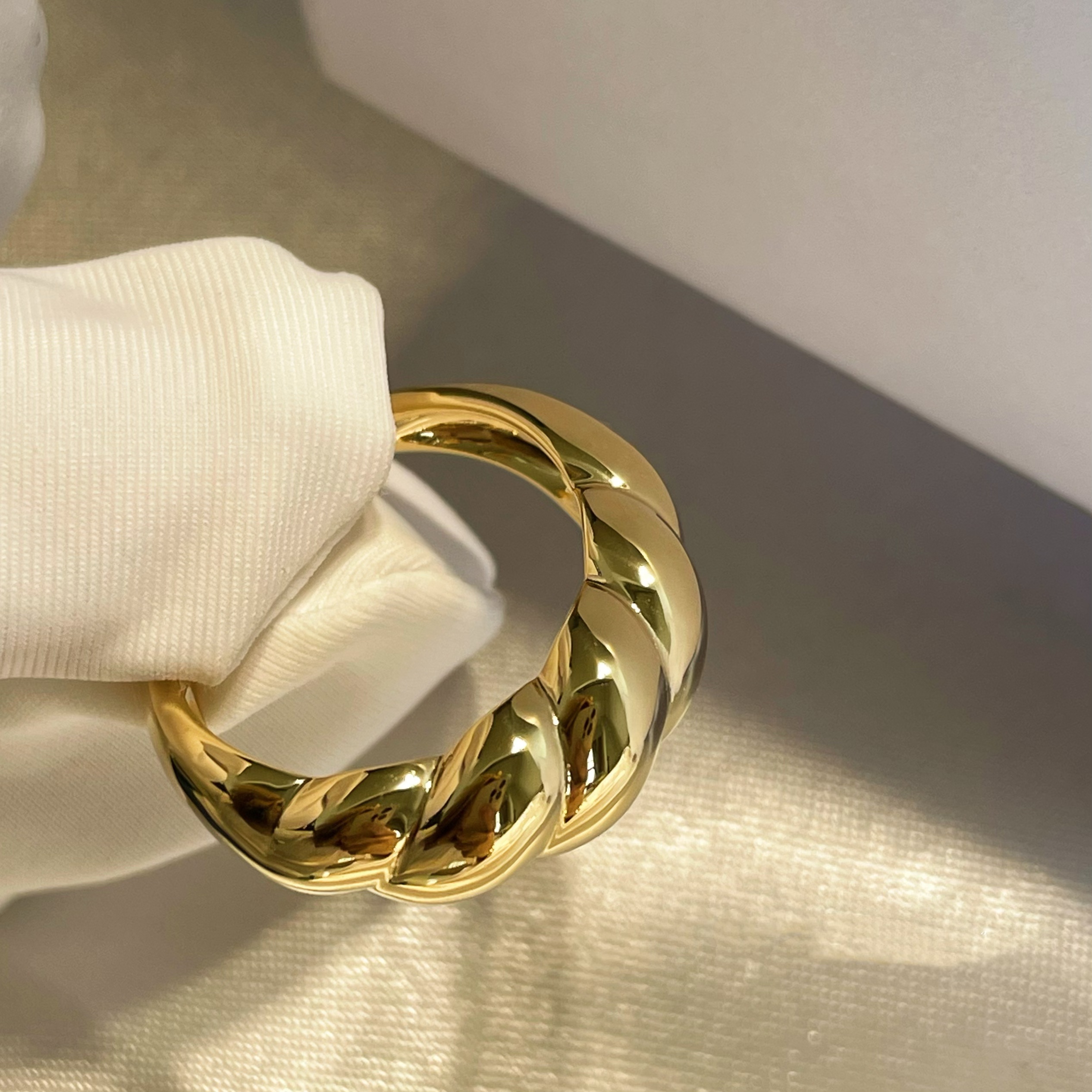 九十一篇 重金重工 18K黄金牛角包戒指 可颂面包戒指 法式浪漫