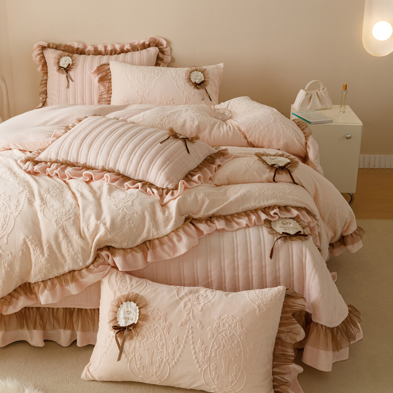 公主风秋冬季牛奶绒四件套5D雕花绒夹棉加厚蕾丝花边保暖床盖床品