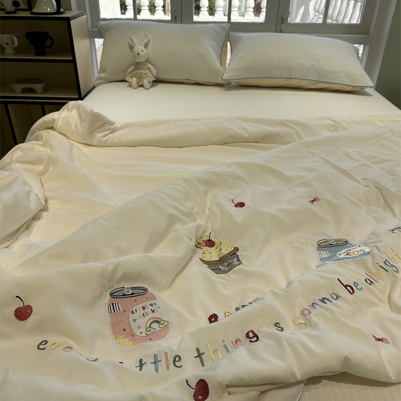 A类母婴级汽水刺绣款奶油白针织棉夏凉被空调被床盖四件套超柔软