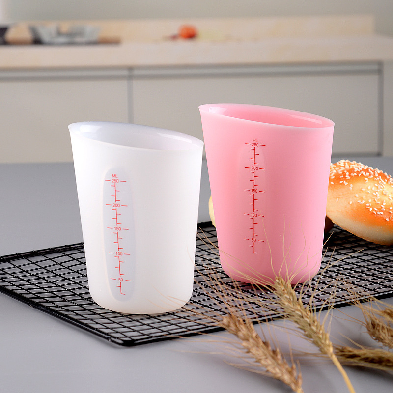 双刻度硅胶量杯 奶茶店用品烘焙工具软奶杯 液体量杯