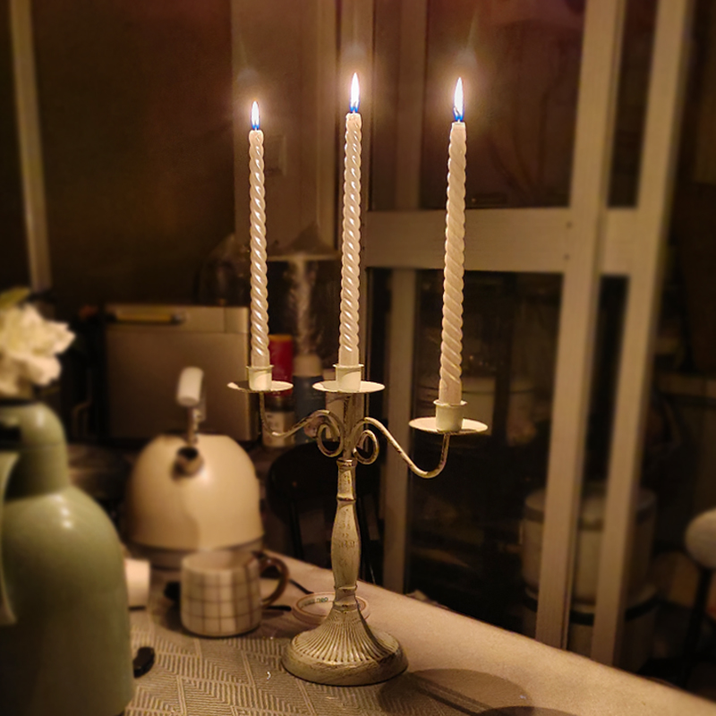 复古欧式铁艺烛台摆件家用餐桌浪漫烛光晚餐道具三头法式蜡烛台座