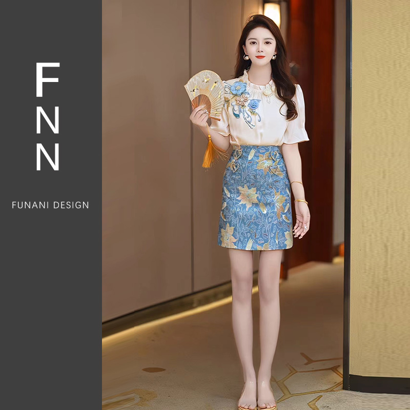 芙娜妮圆领新中式设计感短裙收腰显瘦百搭时尚气质两件套F2411344