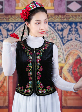 新疆新款马甲舞蹈演出服装女马夹广场舞民族风坎肩金丝绒绣花修身