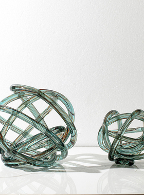 现代简约玻璃麻团球摆件创意抽象艺术品样板间客厅书房桌面装饰品