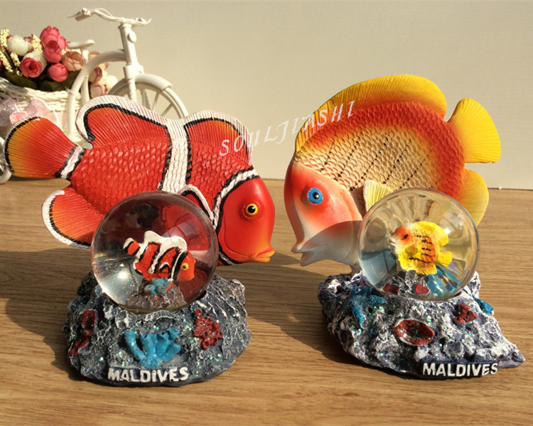 马尔代夫纪念品地中海家居装饰可爱鱼水晶球 热带鱼造型树脂摆件