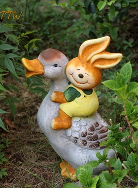 卡通兔子鸭子户外动物别墅园林庭院布置幼儿园装饰创意落地摆件