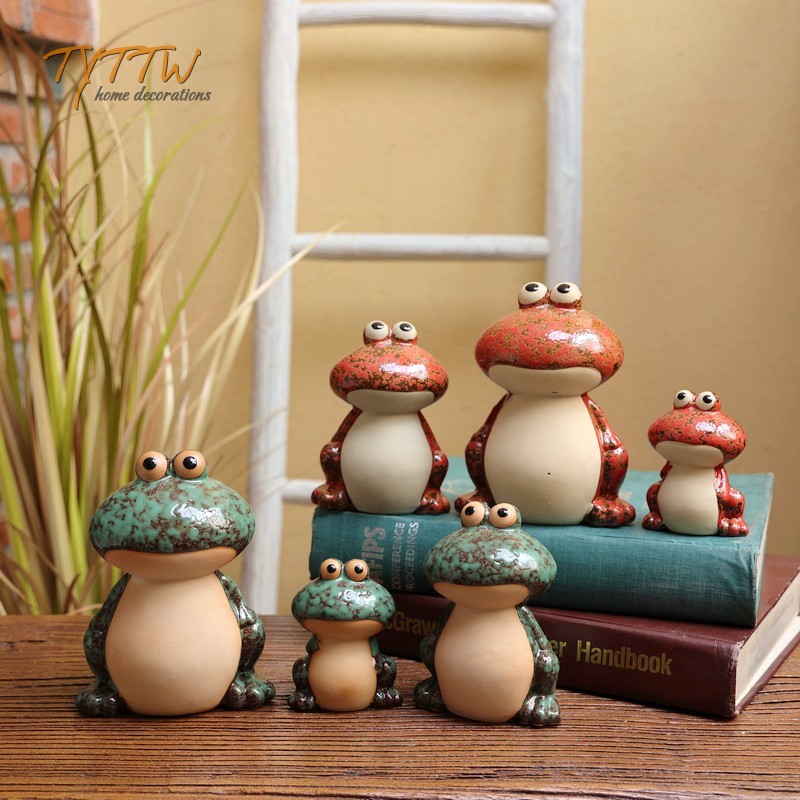 三只青蛙小摆件家居装饰品创意可爱桌面客厅儿童房庭院陶瓷摆设