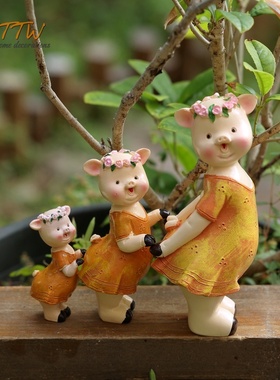 美式乡村风格小猪猪一家树脂玫瑰花环款装饰摆件