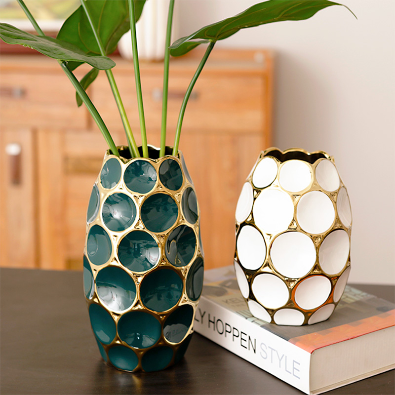 陶瓷创意简约现代客厅鲜花金口轻奢高档花器插花餐桌摆件欧式花瓶