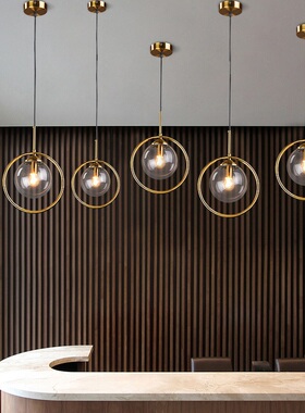 北欧吊灯后现代圆圈轻奢简约餐厅吧台金色玻璃创意个性3头LED灯具