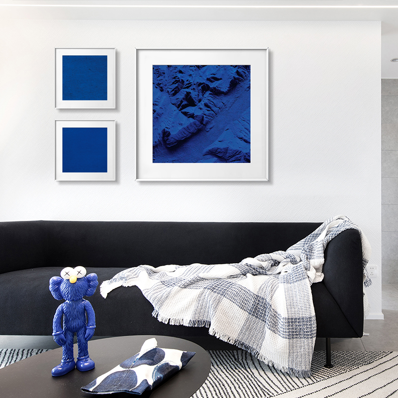 大师名画YVES KLEIN《蓝》现代小众客厅装饰画卧室床头餐厅挂画