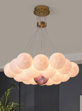 3D星球月球吊灯北欧星空创意餐厅卧室儿童泡泡球网红ins客厅吊灯