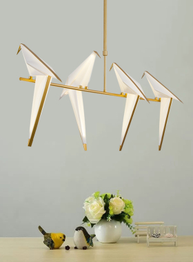 北欧小鸟吊灯后现代简约创意卧室壁灯餐厅客厅小款折纸千纸鹤灯