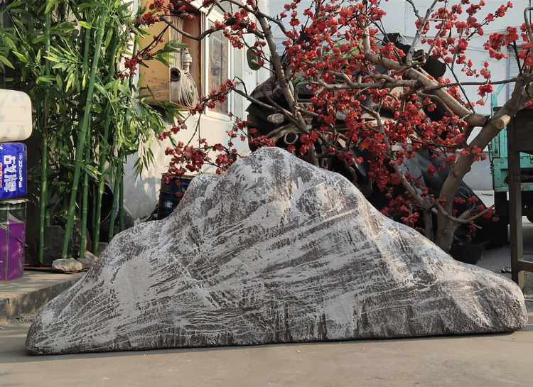 爆款定制仿真假山造景摄影塑雕舞台演出石头道具高密度泡沫雪浪石