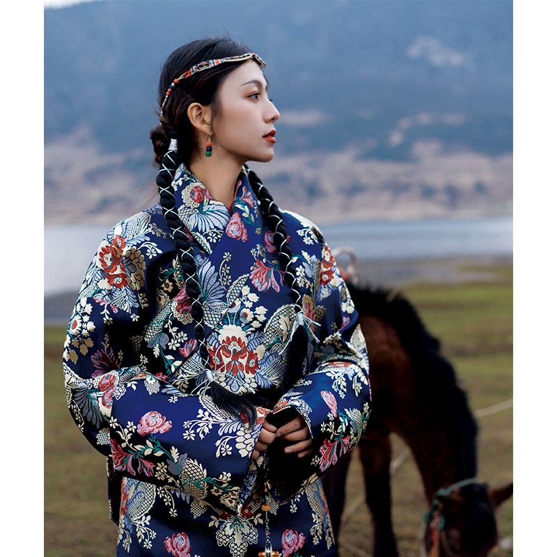 华丽织锦西藏服装女 写真服装异域风情服饰 藏族服装女藏袍藏服