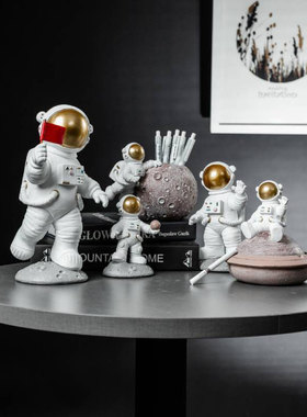 创意宇航员摆件北欧轻奢家居现代客厅电视柜装饰品办公桌面太空人