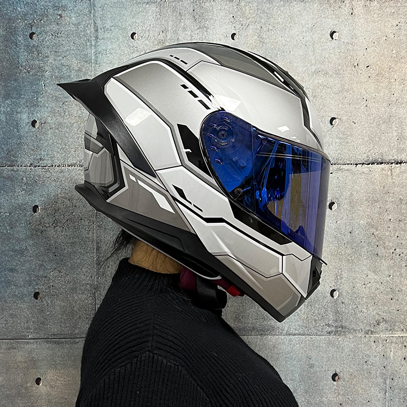 ORZ摩托车头盔男女夏季机车全盔个性四季大尾翼情侣3C认证蓝牙DOT