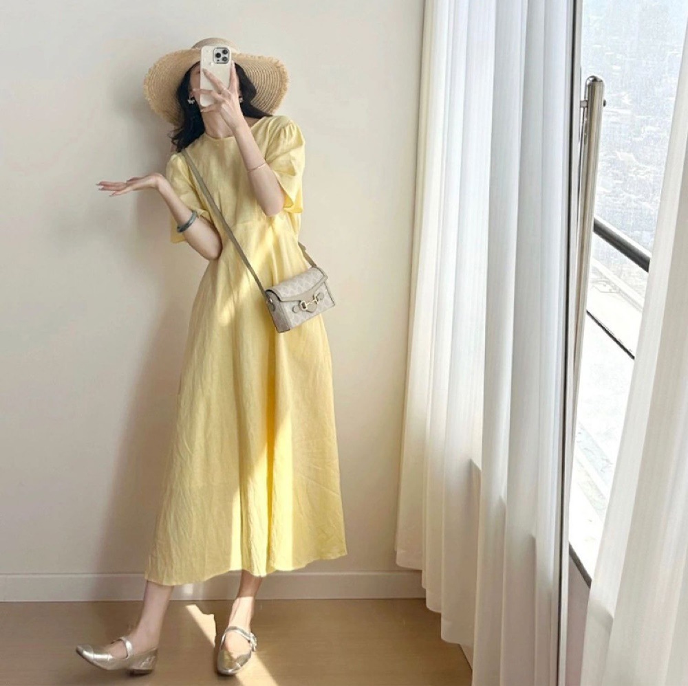 2024夏季新款茶歇法式气质高级感小个子超仙森系绝美黄色连衣裙女