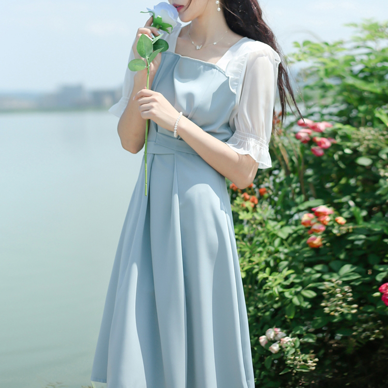 新中式方领法式连衣裙2024新款设计收腰显瘦时尚长裙子女夏9911