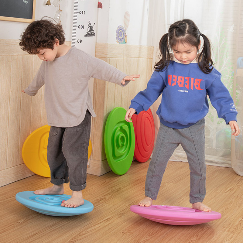 感统训练器材儿童运动消耗体力玩具家用幼儿园户外前庭健身平衡板