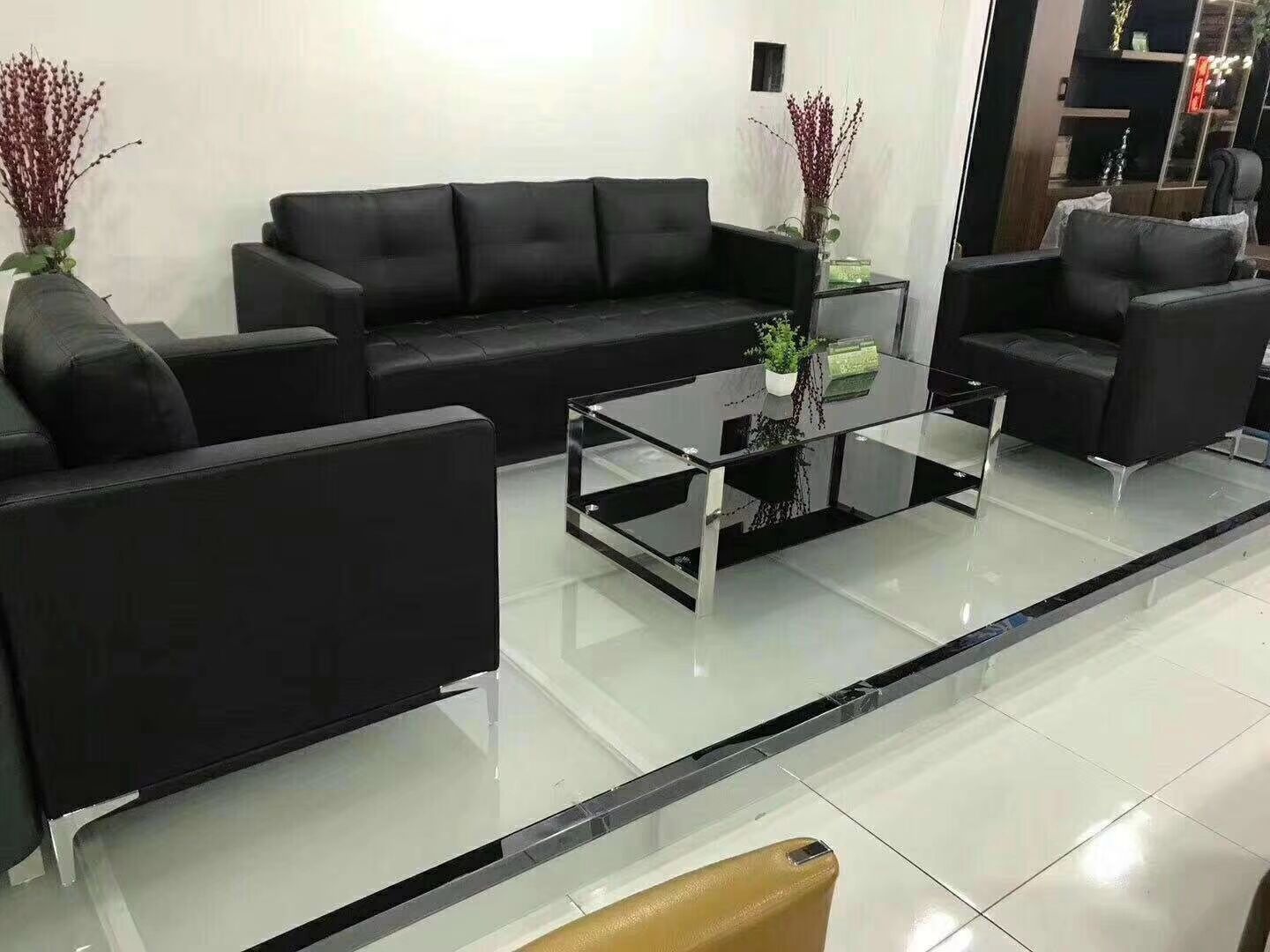 北京办公沙发 会客沙发 商务迎宾沙发带靠枕钢化玻璃茶几成套沙发