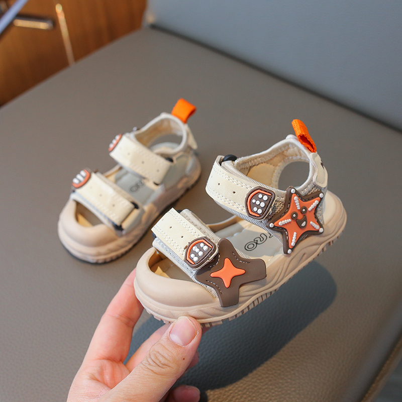 新款夏季宝宝学步包头凉鞋婴幼儿0-1-2岁男童软底沙滩鞋儿童鞋子4